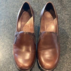 Dansko clogs size 39